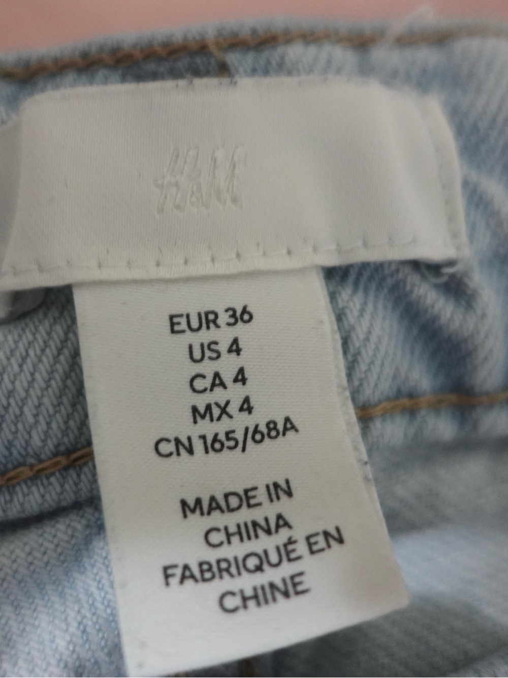 H&M high-waisted light blue women’s jeans - Picture 3 of 4